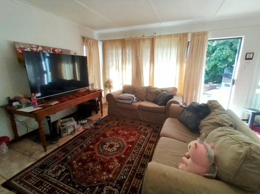 6 Bedroom Property for Sale in Gonubie North Eastern Cape